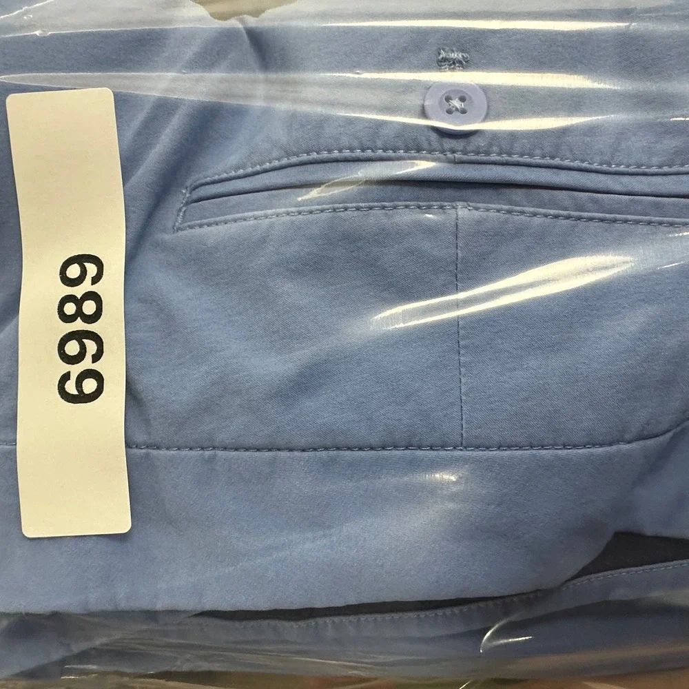 Vineyard Vines On-The-Go Shorts Mens 42 Blue Cotton 9" Inseam - Picture 7 of 7